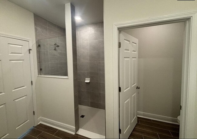 Building Photo - 45 Splendor Run