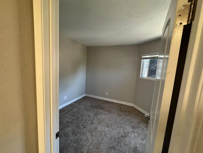 Building Photo - 6755 Mission Gorge Rd