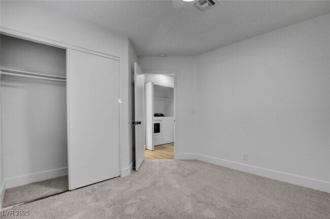 Building Photo - 8504 Manalang Rd