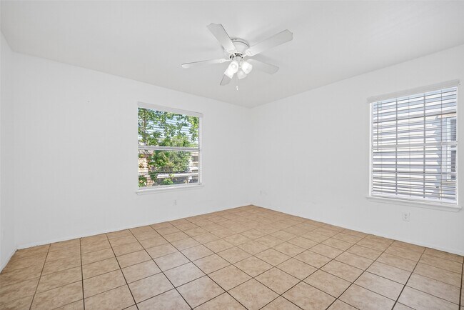Building Photo - 6001 Reims Rd
