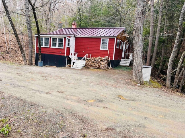 Building Photo - 43 Moonlight Dr