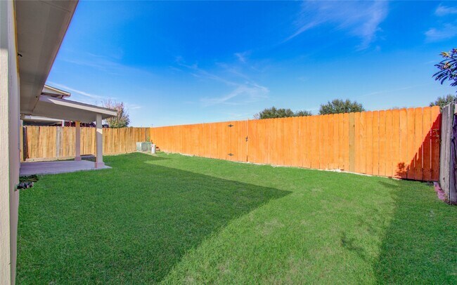 Building Photo - 12846 Sai Baba Dr