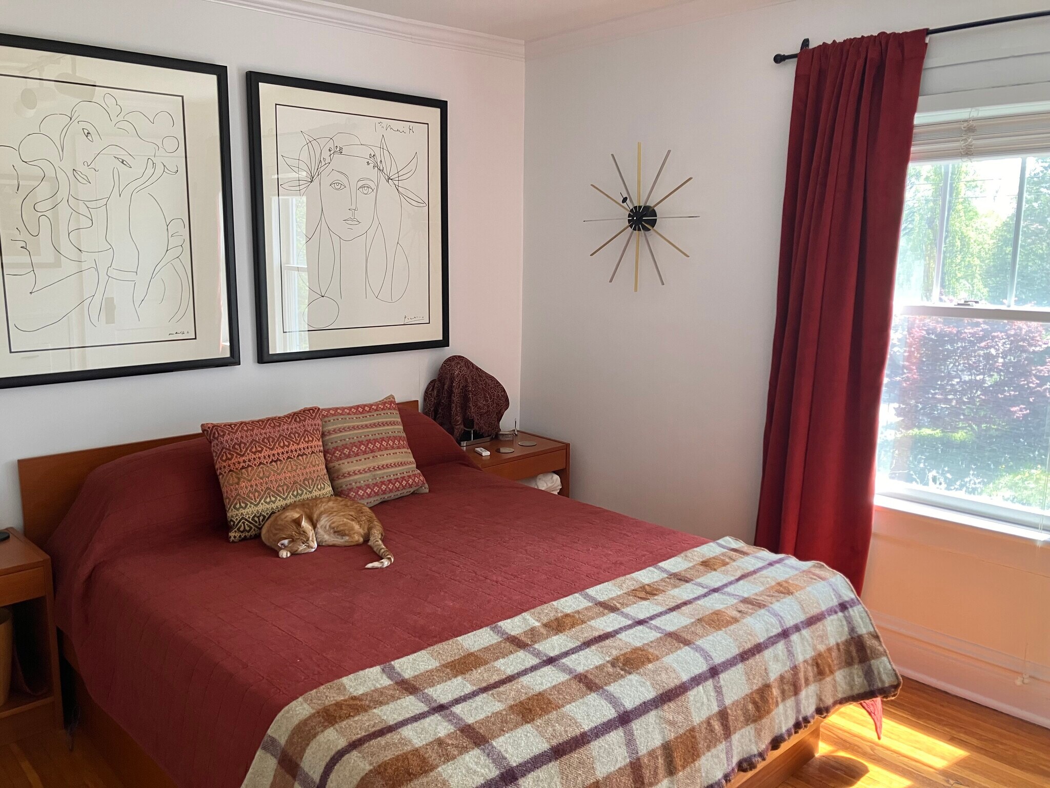 Main bedroom - 1241 Bruck St