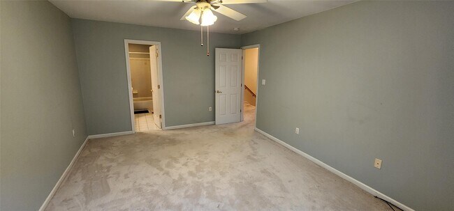 Building Photo - 196 Eagleton Dr