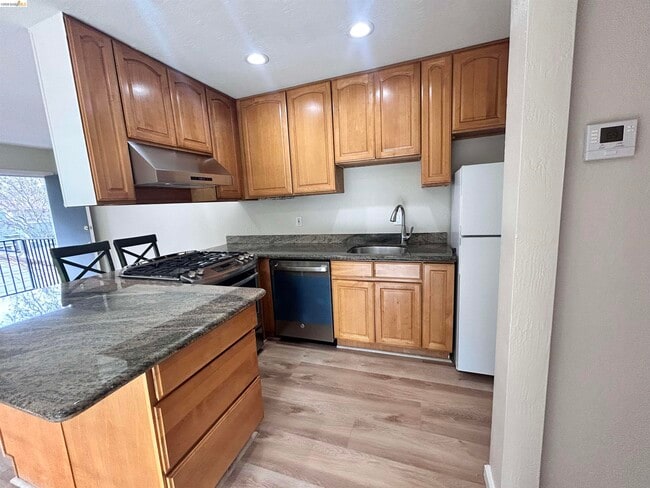 Building Photo - 3620 Walnut St