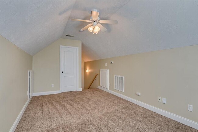 Building Photo - 1089 Grove Landing Ln