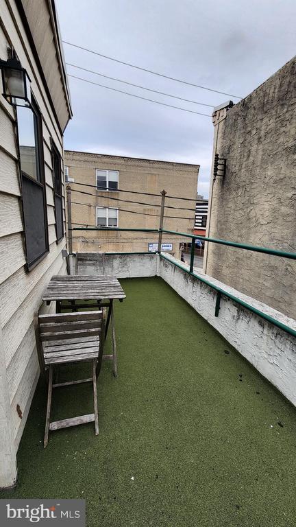 Building Photo - 1325 McKean St
