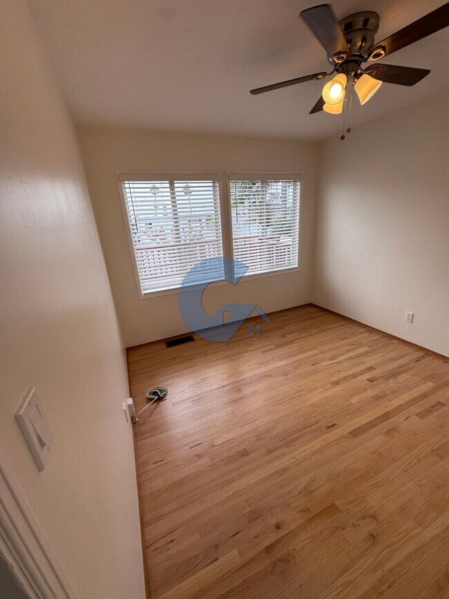 Building Photo - Newly renovated 3 Bed/2.5 Bath Home in Pacific Beach for rent!