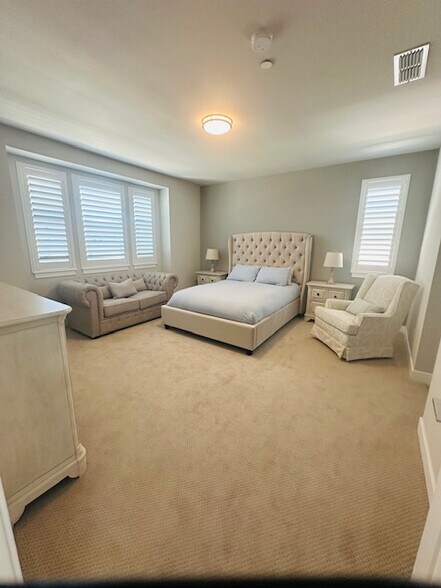Building Photo - 361 Vinterra Ct