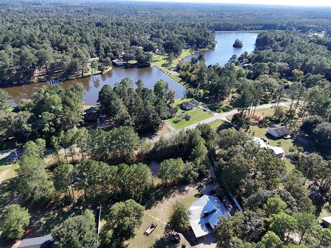 Building Photo - 171 Longwood Dr