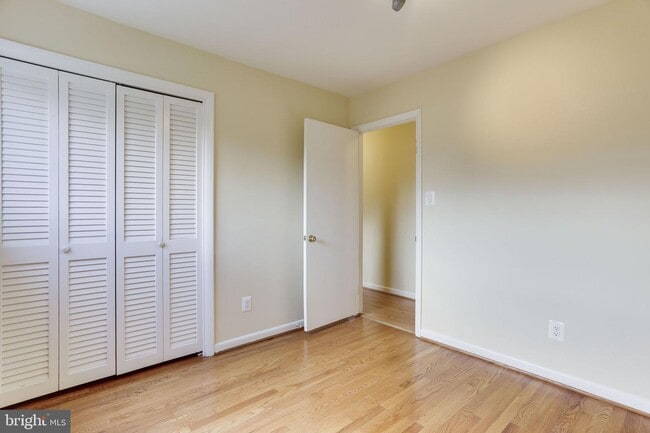 Building Photo - 6500 Wilson Ln