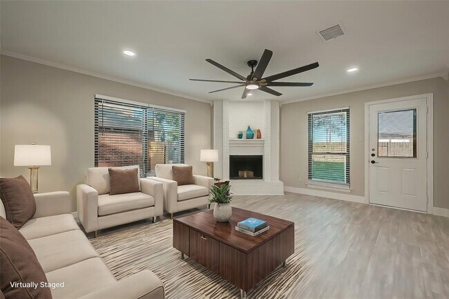 Building Photo - 15314 Chestnut Falls Dr
