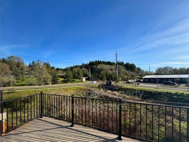 Building Photo - 5025 NW Torchcrest Pl
