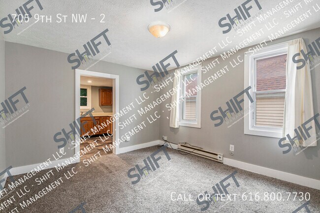 Building Photo - 705 9th St NW
