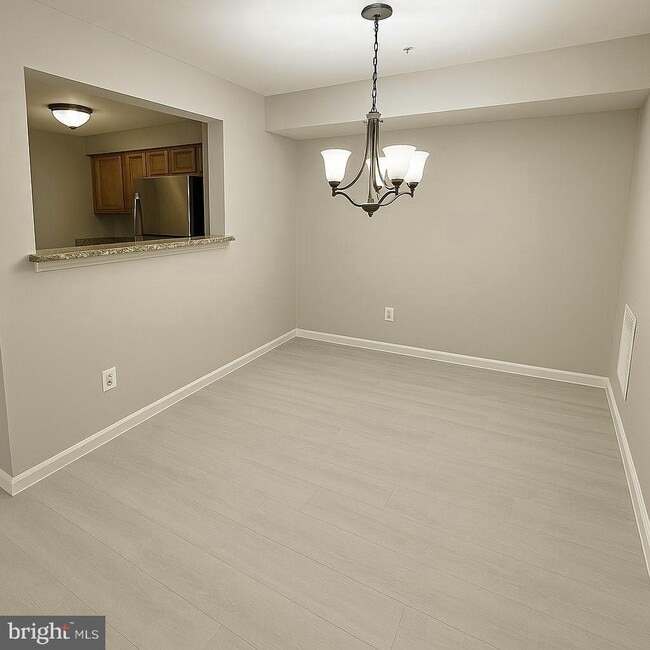 Building Photo - 12245 Fairfield House Dr