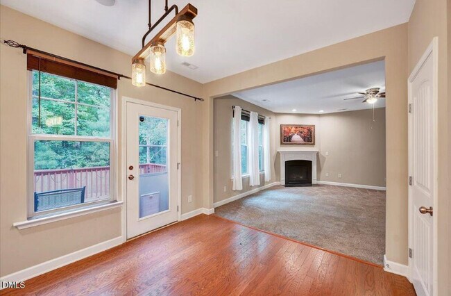 Building Photo - 900 Bay Bouquet Ln
