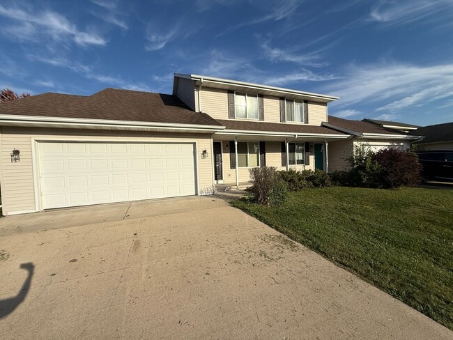 Building Photo - N184 State Park Rd