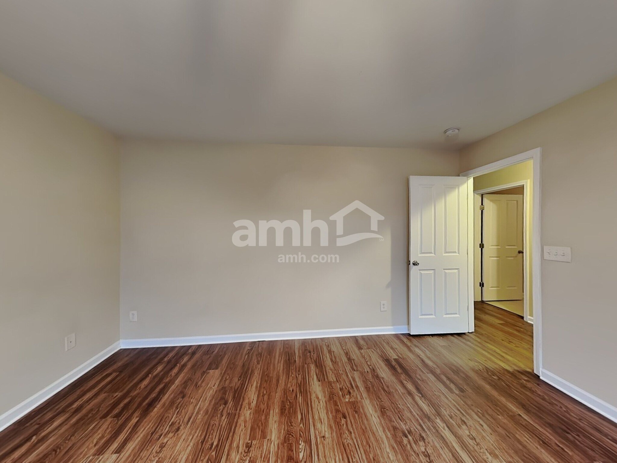 Building Photo - 1001 Collington Dr