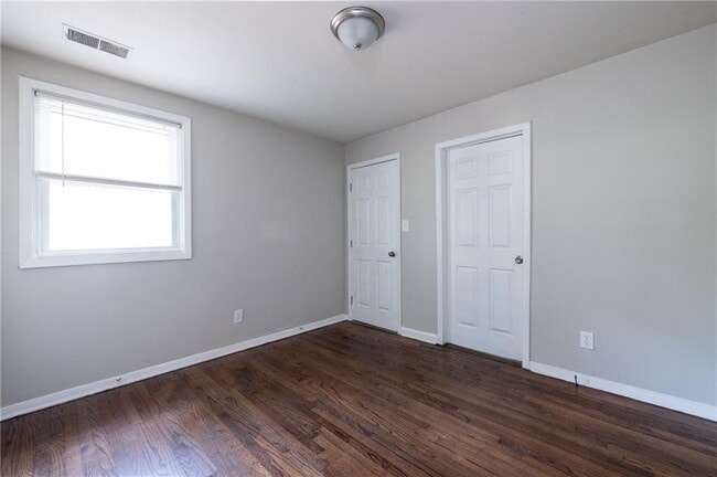 Building Photo - 3527 Bolfair Dr NW