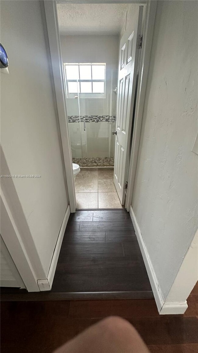 Building Photo - 8370 SW 27th Ln