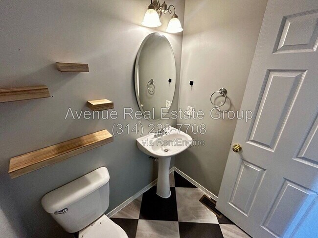 Building Photo - 203 Hawksbury Pl