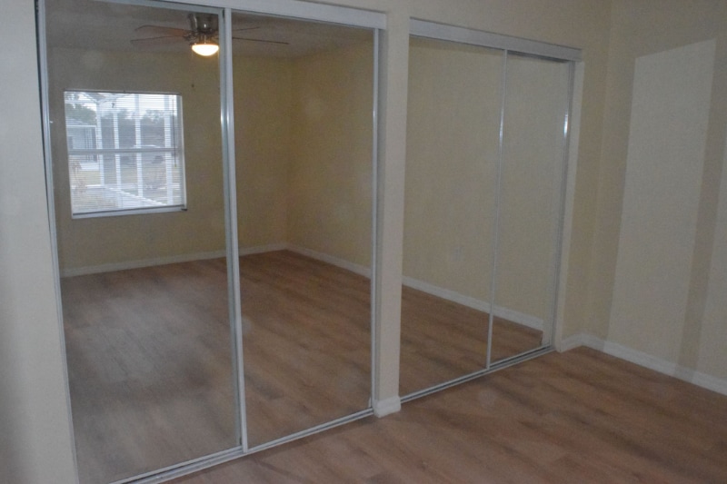 Building Photo - 1118 Apple Terrace