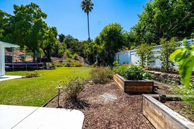 Building Photo - 3610 Marlesta Dr