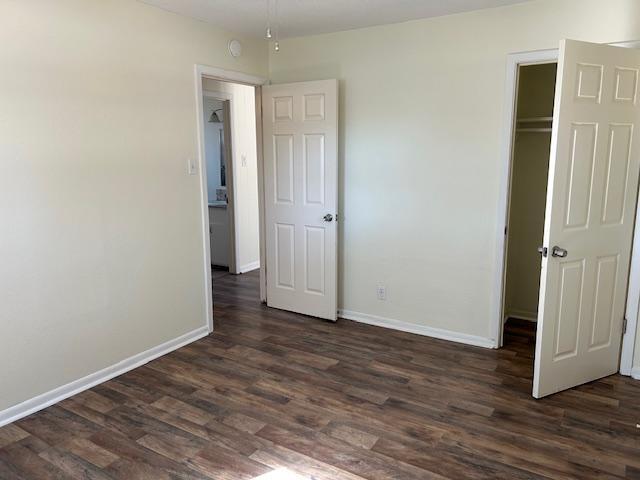 Building Photo - 1307 W Palm Dr