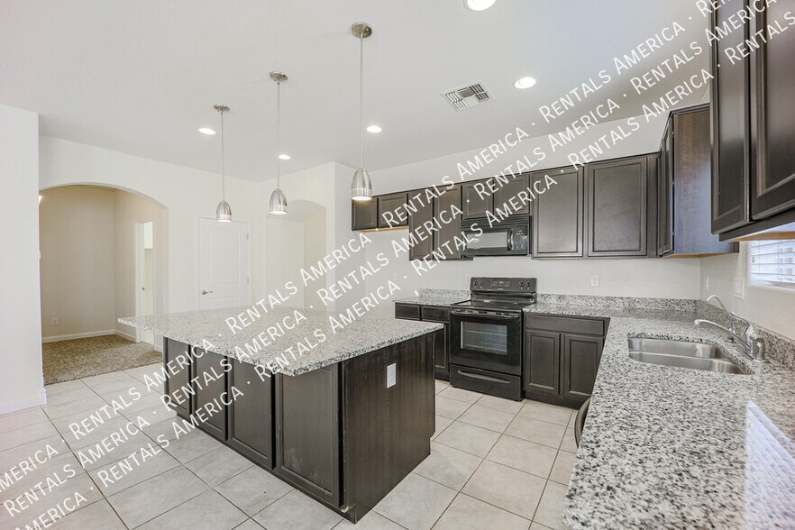 Building Photo - 4678 E Sodalite St