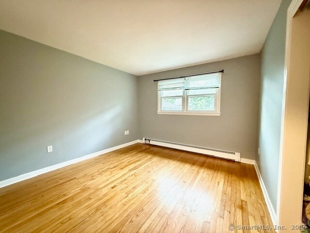 Building Photo - 355 Lounsbury St