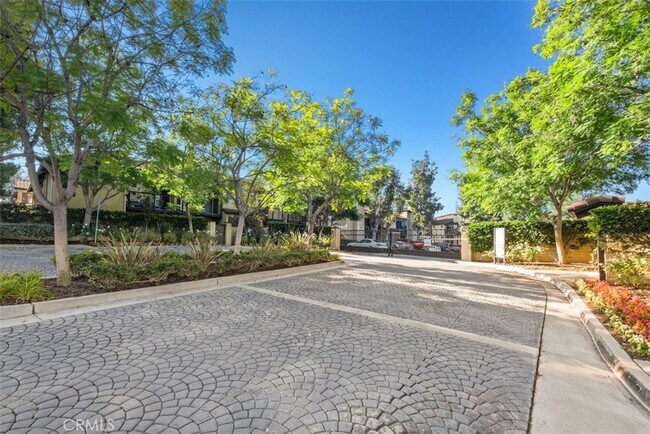 Building Photo - 25561 Indian Hill Ln