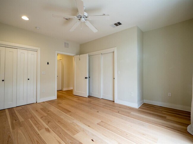 Building Photo - 908 Nueces St