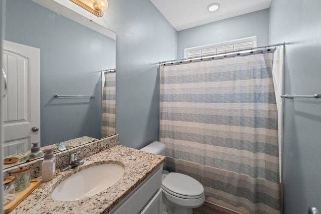 Building Photo - Spacious 5-Bedroom Home in The Palms at New Hampstead with Office & Screened Porch