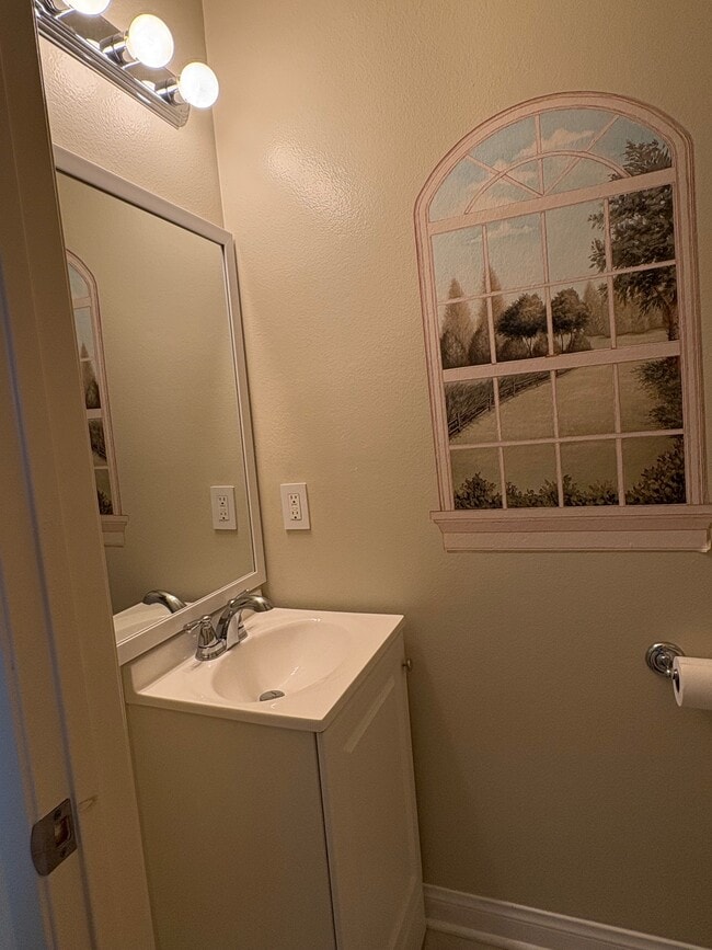 Building Photo - 5874 Bowcroft St