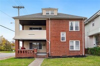 Building Photo - 3740 E 151st St