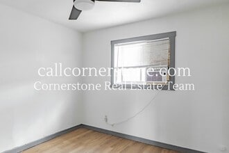 Building Photo - 940 S Arcadia St