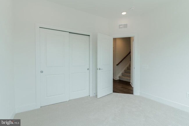 Building Photo - 42601 Houdini Rst Ter