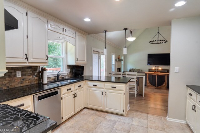 Building Photo - 335 Butterfield Ln