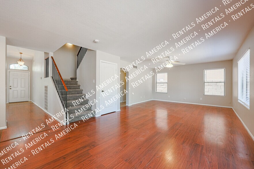 Building Photo - 12438 W Rancho Dr