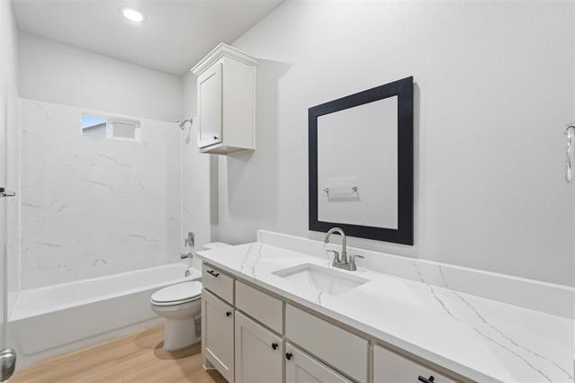 Building Photo - 2306 Polk St