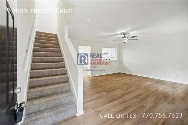 Building Photo - 9 Middlebrook Dr