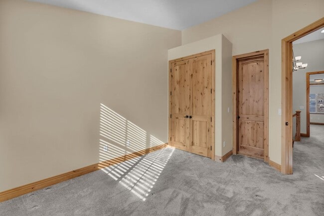 Building Photo - Canyon Links Townhome