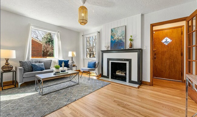 Building Photo - 1380 Hudson St