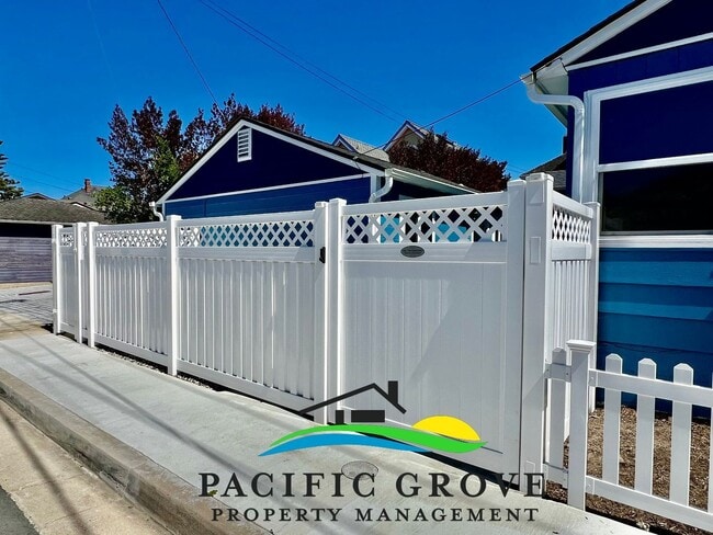 Building Photo - Junipero Ave Apartment Studio - Available NOW!