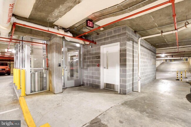Building Photo - 3409 Wilson Blvd