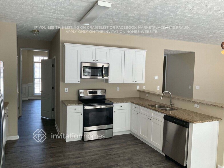 Building Photo - 655 Willowwind Dr