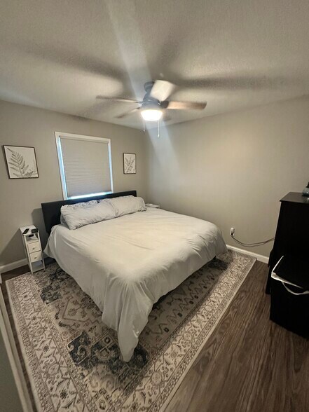 Bedroom 1 - 75 Elm Ridge Ct