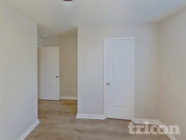 Building Photo - 185 Presidents Way