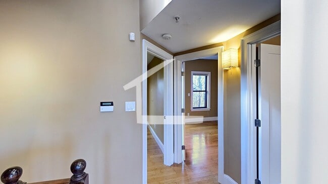 Building Photo - Convenient South End Location, Central Heat/AC, In-Unit Washer and Dryer, Private Deck.