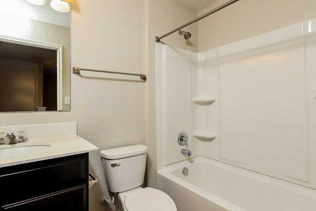 Building Photo - 10210 Castello Cyn